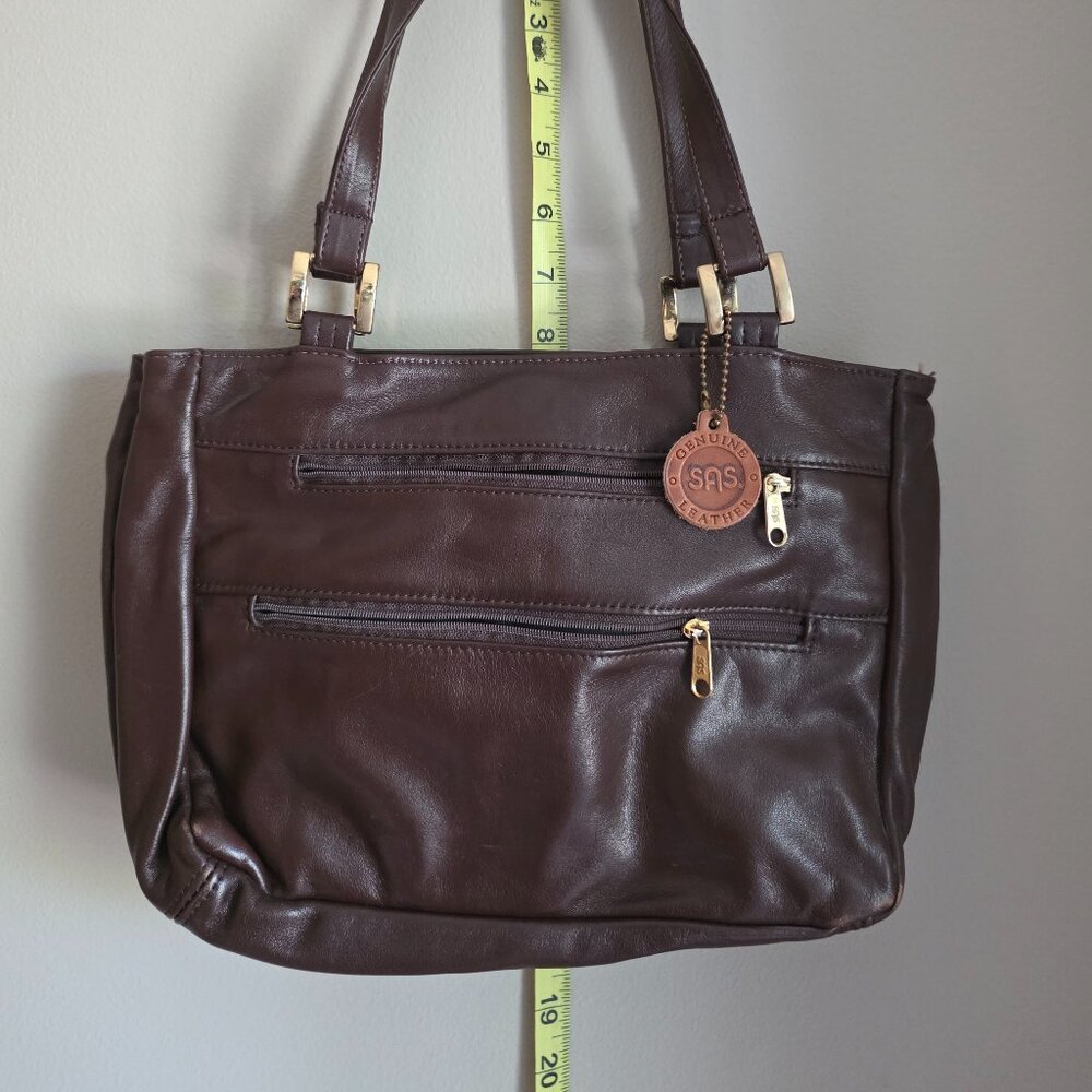 SAS Brown Leather Shoulder Bag – Classic & Elegant